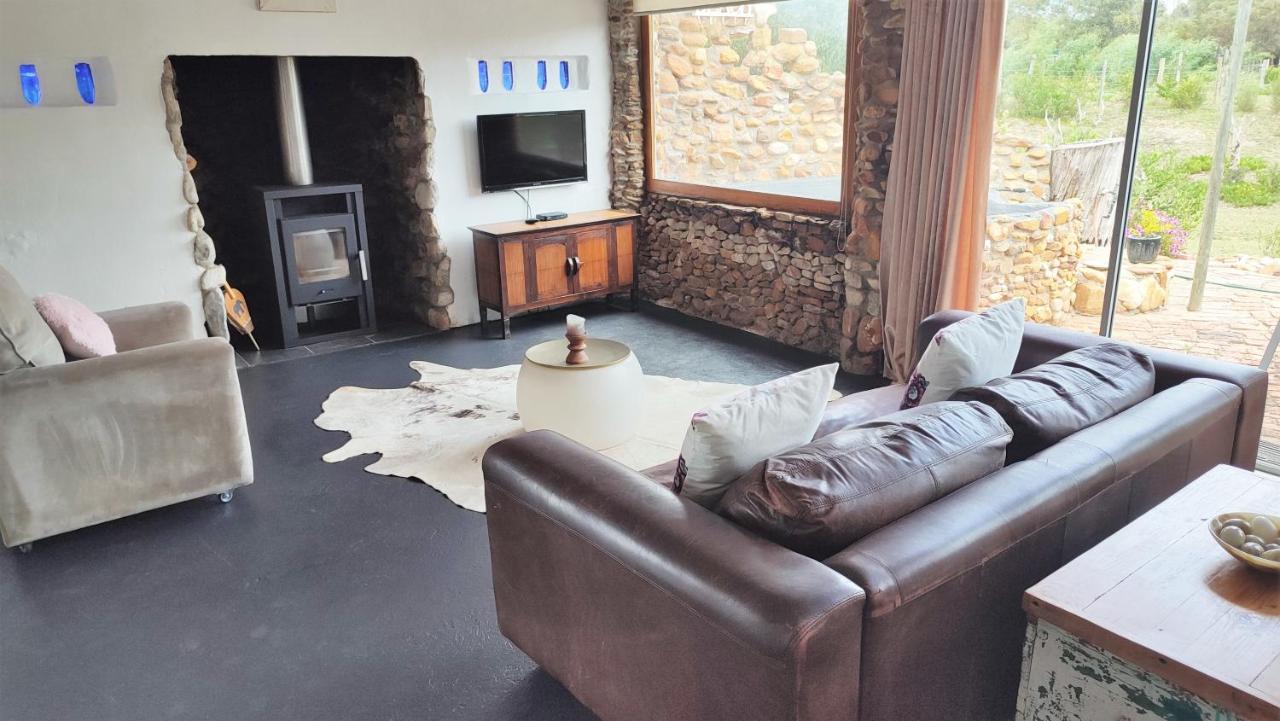 The Riverstone - Romantic Hideaway By The River - Loadshedding Free! Napier 외부 사진