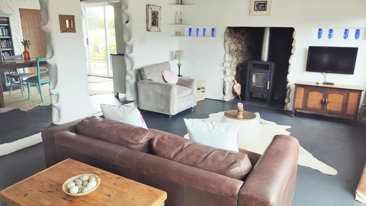 The Riverstone - Romantic Hideaway By The River - Loadshedding Free! Napier 외부 사진